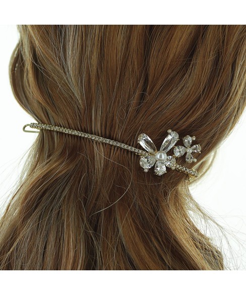 Luxurious Cubiczirconia Flower Barrette